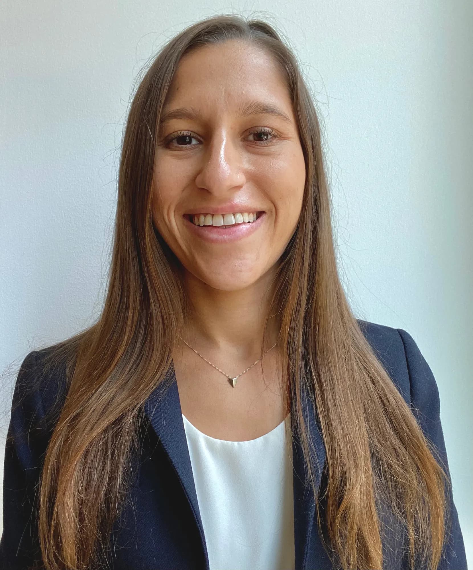 Dr. Taylor Roth, Psy.D.
